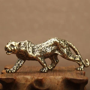 Cheetah Statue